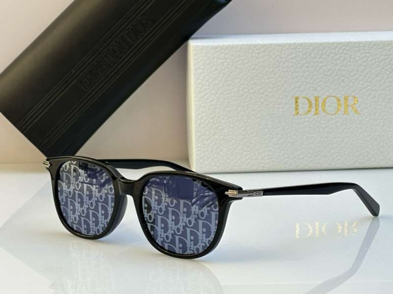 Picture of Dior Sunglasses _SKUfw55484719fw